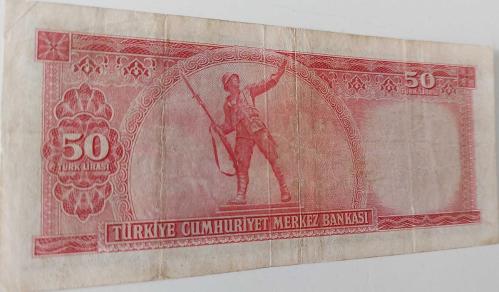 5.EMİSYON 3.TERTİP 50 TÜRK LİRASI SERİ P9 056879 SERİ NUMARALI KAĞIT PARA (GÜL KURUSU) NATÜREL ÇOK ÇOK TEMİZ KATALOK;3.000 DOLAR EN NADİRİ