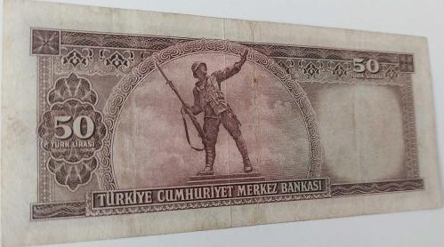 5.EMİSYON 1.TERTİP 50 TÜRK LİRASI SERİ C5 096310 SERİ NUMARALI KAĞIT PARA NATÜREL ÇOK ÇOK TEMİZ 2025 KATALOK DEĞERİ;1.250 DOLAR EN NADİRİ