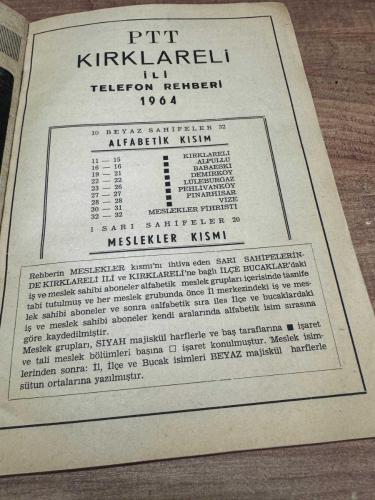 1964 Kırklareli İli Telefon Rehberi - Nadir Efemera  Yıl: 1964 Kırklareli merkez ve ilçeleri (Lüleburgaz, Babaeski, Vize vb.) kapsayan eksiksiz telefon rehberi. Çok iyi durumda;