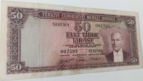 5.EMİSYON 2.TERTİP 50 TÜRK LİRASI SERİ M9 002593 SERİ NUMARALI KAĞIT PARA EN NADİRİ NATÜREL KONDİSYONUNDAKİ KATALOK DEĞERİ;1300 DOLAR ÇOK NADİR