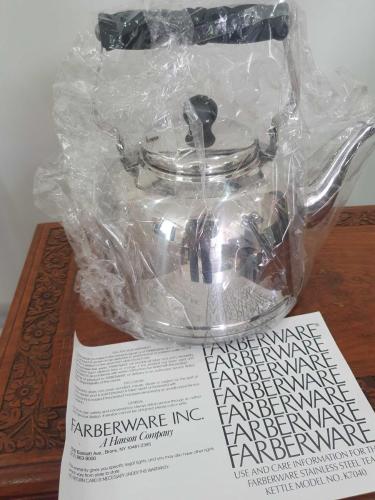 Vintage Farberware K7040 Paslanmaz Çelik Çaydanlik 2.5 kutulu