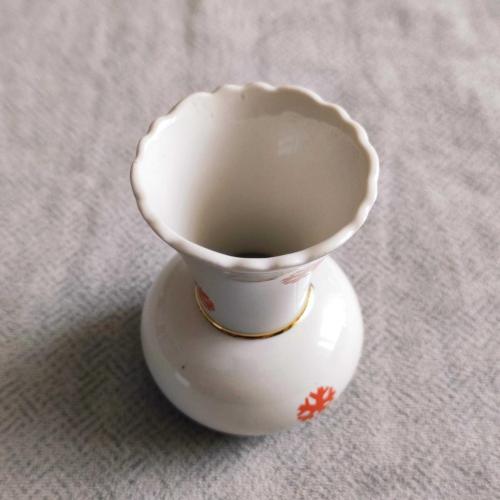 Sümerbank Porselen Kar Tanesi Desenli Mini Boy Vazo