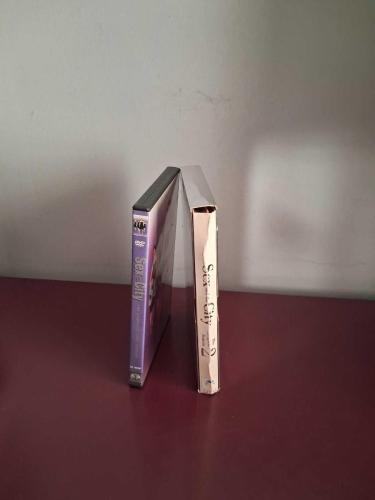 Dvd Film Sex And The City Sezon 1 Ve 2 5 Dvd Orijinal - Çiziksiz Bölge 2 İngilizce Türkçe Yok Arşiv Nadir Koleksiyon hergün Yeni ürün