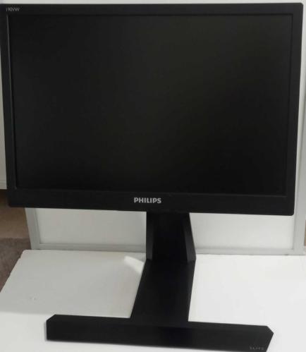 ViewSonic 27” Ergonomik 10 cm VESA Monitör Ayak Standı (Pivot , Vidalar dahil , İkinci El)
