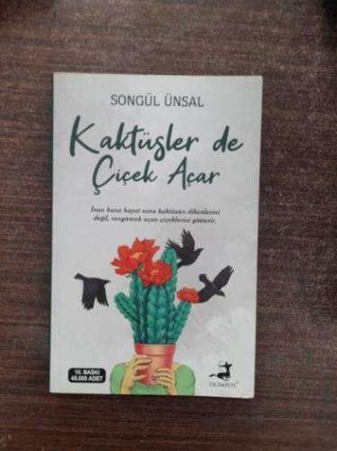 Kaktüsler de Çiçek Açar