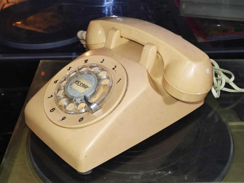 20425-80 Lİ YILLAR NORTHERN KREM RENK ÇEVİRMELİ TELEFON