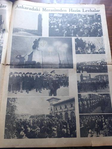 Tan Gazetesi - Turkish Newspaper - 22 İkinciteşrin (Kasım) 1938 - Atamız ebedi medfeninde - ulu önder Atatürk'ün cenazesi Ankara'da görülmemiş muazzam merasimle kaldırıldı - Reisicumhur İsmet İnönü tarihi bir beyanname neşretti - Atatürk'ün Mukaddes tabutunu hıçkıra hıçkıra götüren mebuslar Fotoğrafı - İsmet İnönü diyor ki milletimizin fedakar hadimi eşsiz Atatürk millet sana minnettardır - İstanbul dün Şefin Aziz hatırası önünde tek kalp halinde ağladı Fotoğrafı - gidiyor şiiri yazan Orhan Seyfi Orhon - onu ebediyete yolculamaya gelen kıymetli çocukları ve Sakarya kızları Fotoğrafı - değmez bu dünya yazan Burhan Felek - Atatürk'ü Dünya böyle gördü fotoğraflar - Atatürk için yazılan şiirler - Atatürk'ün cenaze merasimi yarından itibaren Melek sinemasında - Ankara'daki merasimden hazin levhalar fotoğraflar - İngiltere Yahudiler için yer arıyor - Frankistler ilerlediklerini bildiriyorlar - Yezidin kızı yazan Refik Halid Yazı Dizisi - denizin çağrışı yazan halikarnas balıkçısı-10 Kasım