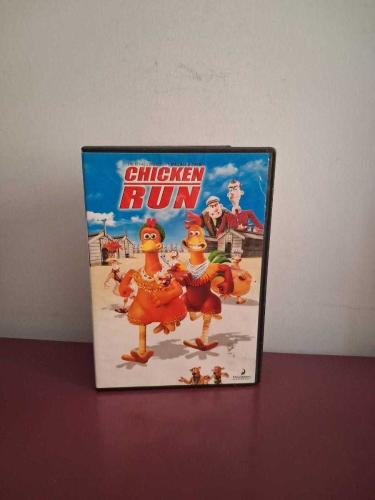 Dvd Film Tavuklar Firarda Orijinal - Çiziksiz Türkçe Dublaj Hergün Yeni Ürün