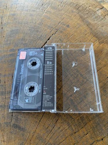 ZÜLFÜ LİVANELİ - LONDON SYMPHONY ORCHESTRA - KASET