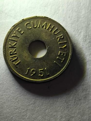 Delikli 1 kuruş 1951 çok iyi kondüsyonda