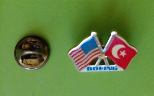 Türk Amerikan Bayraklı Boeing Rozet - Sıfır Ürün