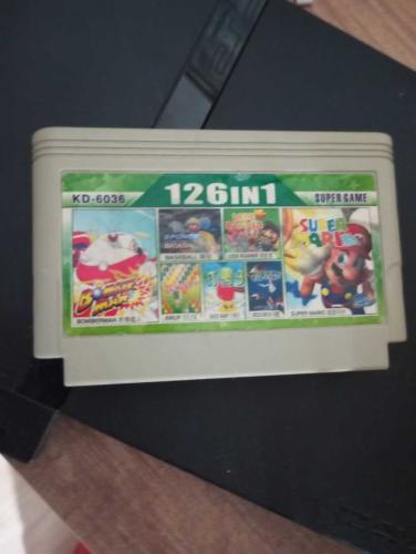 Atari Kaseti '' 126 In 1 Bomberman , Super Mario , Duck Hunt , Baseball , Circus Charlie , Lode Runner , Jewelry Vs.''