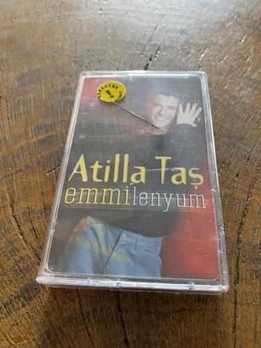 ATİLLA TAŞ - EMMİLENYUM - KASET (JELATİNİNDE)