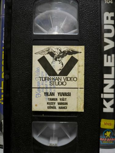 Yılan yuvası Tamer Yiğit sadece kaset vhs