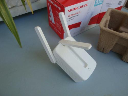 MERCUSYS MW300RE - 300Mbps Wi-Fi Range Extender ( KABLOSUZ MENZİL GENİŞLETİCİ ) - KUTUSUNDA İHTİYAÇ FAZLASI ÜRÜN / UYGUN FİYAT