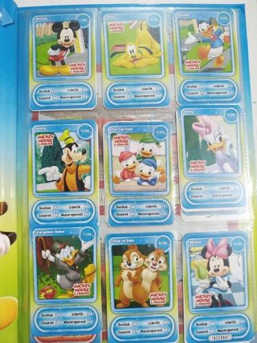 Disney Kahramanlarını Biriktir ve Oyna - Panini