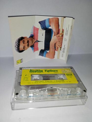 Kaset İbrahim Tatlıses Allah Allah, Hülya albümü. Orijinal. 1987 nora Kağıt Baskı. Sorunsuz çalışıyor. Koleksiyonluk