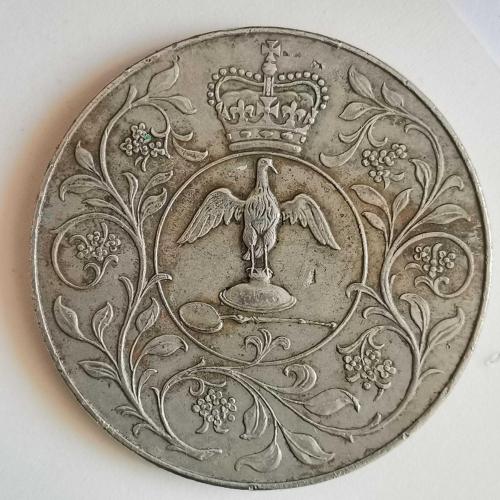 İNGİLTERE    1977    25  PENCE     HATIRA  Saltanatın  Jübilesi