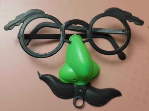 LOT.20 » NOSTALJİK KOMİK MASKE