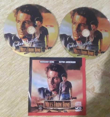 EVDEN UZAKTA RICHARD GERE VCD 1 VCD 2 YENİ-2 ADET
