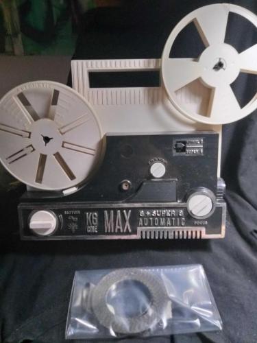 İtalyan 1970 li 8mm kamera (filmi ile)