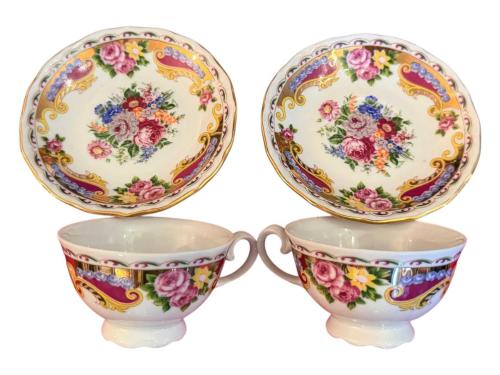 bir çift limoges fincan