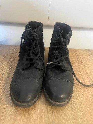 Levi’s Orijinal Deri Kadın Bot 37 Numara