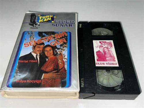 Senede Bir Gün Kartal Tibet Hülya Koçyiğit Vhs Video