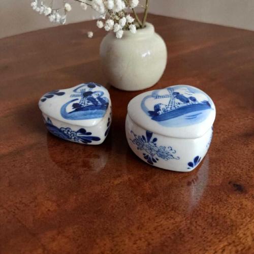2'li Delft Blue Tarzı Kalp Porselen Takı Kutusu - Yel Değirmeni Desenli