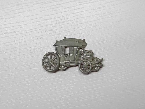 ANTİKA ARABA FORMLU BROŞ