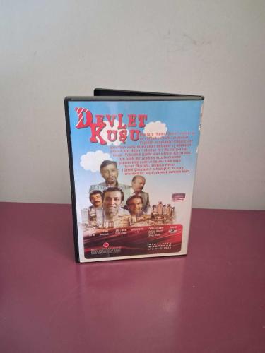Dvd Film Devlet Kuşu Orijinal - Kontrol Edildi Sorunsuz Kemal Sunal Serpil Çakmaklı Bülent Kayabaş Mehtap Ar