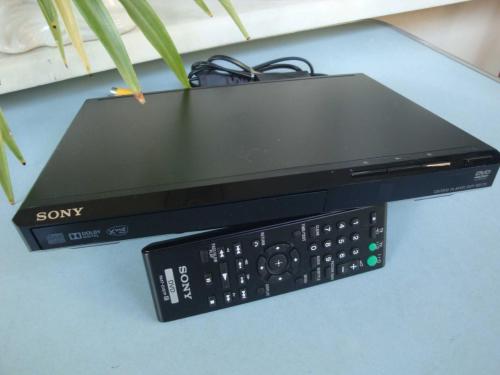 SONY DVP-SR170 DVD / CD PLAYER - ( Dolby Digital - Xvid ) - GÜMRÜKTEN ÇOK TEMİZ CİHAZ