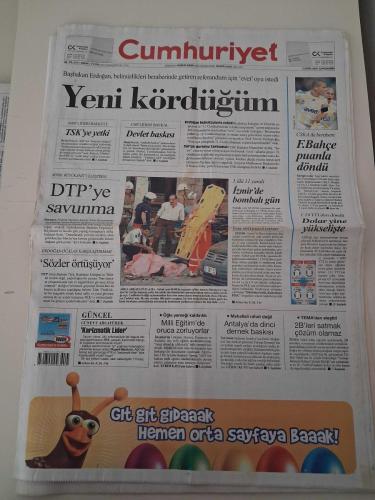 CUMHURİYET GAZETESİ 3 Ekim 2007 Çarşamba ( FENERBAHÇE CSKA MOSKOVA 2-2 / DTP'YE SAVUNMA / ERDOĞAN: EVET DEYİN )
