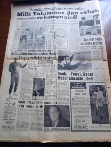 Halka ve Olaylara Tercüman Gazetesi - Turkish Newspaper - 10 Kasım 1966 - Atatürk 28. Defa gönüllerde yaşayacak - İstanbul'da Atatürk'ü anma törenleri - sevgilisiyle kavga eden Cahide Sonku kayboldu - manisa'daki kanlı otobüs soygunluğunun hamal terzi ve işsiz 3 faili Fotoğrafı - 4 bin iktisatlı da boykota başlıyor - Miraç kandili gecesi Amin'le doldu - Türk subayı çanta kaybedince NATO planları değişti - Rusya'nın Kıbrıs için görüşünü açıklamasını istedik - Adalet Partisi gençliği yazan Kadircan Kaflı - Beyaz Balina Moby Dick - Atatürk'ün eşi Latife hanım'la çektirdiği bir fotoğrafı - Atatürk ve köylü çocuğu fotoğraf - Atatürk Latife hanım ve silah arkadaşlarının bir kısmıyla fotoğraf - Atatürk ve Mehmetçik - İstanbul'da sinema tiyatro programı - İrlanda maçı öncesi milli takımımız kampa girdi  - Fenerbahçe Galatasaray maçı hazırlıkları Fotoğrafı - Gündüz Kılıç Metin Oktay Turgay Şeren ve Bahri'yi kamp kadrosundan çıkarttı - Devlet bakanı Kamil Ocak görüşü - 10 Kasım 1938