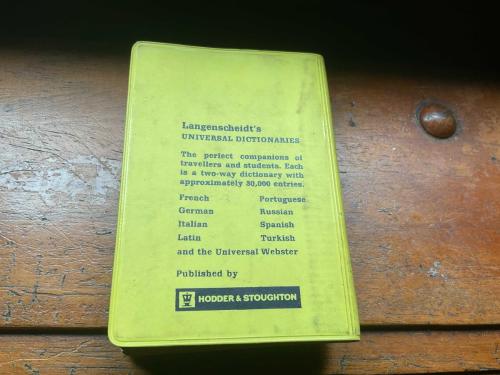 Langenscheidt’s Almanca-İngilizce cep sözlüğü