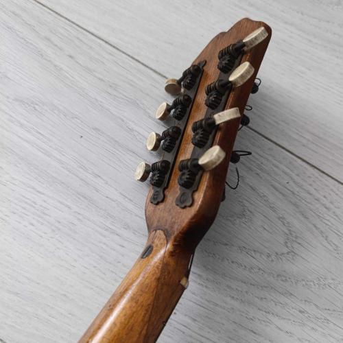 Antika Mandolin