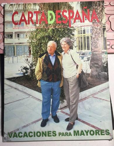 CARTA DE ESPANA - MINISTERIO DE TRABAJO Y ASUNTOS SOCIALES - VACACIONES PARA MAYORES - NO: 607 - JULIO AOSTO 2005 - İSPANYA ÇALIŞMA VE SOSYAL İŞLER BAKANLIĞI'NIN YAŞLILAR İÇİN TATİL KONULU DERGİ FASİKÜLÜDÜR...
