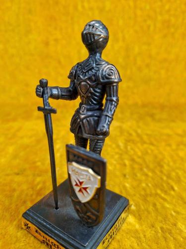 VINTAGE KNIGHT OF MALTA MİNYATÜR HEYKEL BİBLO