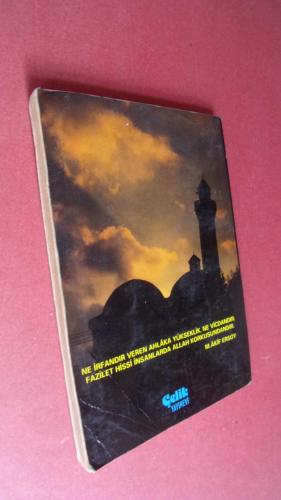 KARANLIK GECELERİN NURLU SABAHI