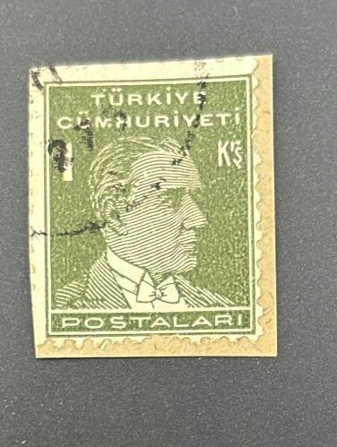 Türk Pulu - Turkish Stamp - Mektup Zarfından Kesilmiş / Postadan Geçmiş Pul Filateli - DAMGALI - ATATÜRK TEMALI PUL,  1 KURUŞ - Türkiye Cumhuriyeti - NOSTALJİK DOĞUM GÜNÜ HEDİYESİ