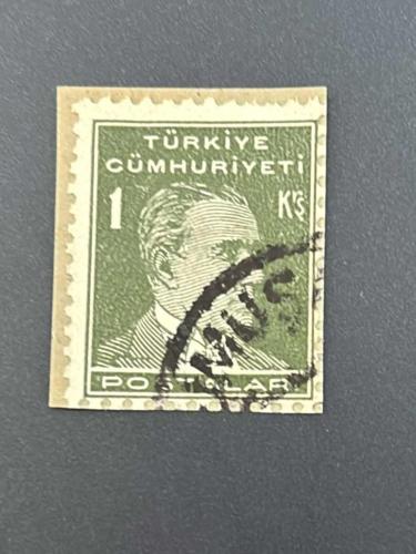 Türk Pulu - Turkish Stamp - Mektup Zarfından Kesilmiş / Postadan Geçmiş Pul Filateli - DAMGALI - ATATÜRK TEMALI PUL,  1 KURUŞ - Türkiye Cumhuriyeti - NOSTALJİK DOĞUM GÜNÜ HEDİYESİ