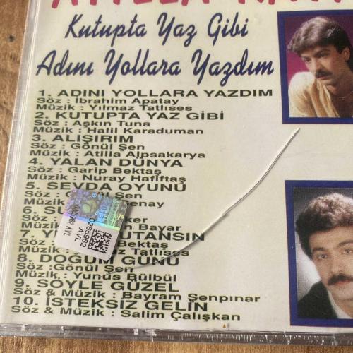Atilla Kaya - Best Of Atilla Kaya - Kutupta Yaz Gibi - Adını Yollara Yazdım Cd ( Jelatinli - Ambalajında ) (Arka kapakta çatlak vardır)