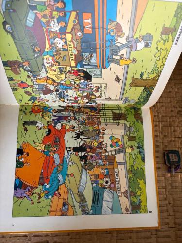 Jouons avec Tintin a Moulinsart [Hardcover] Moulinsart