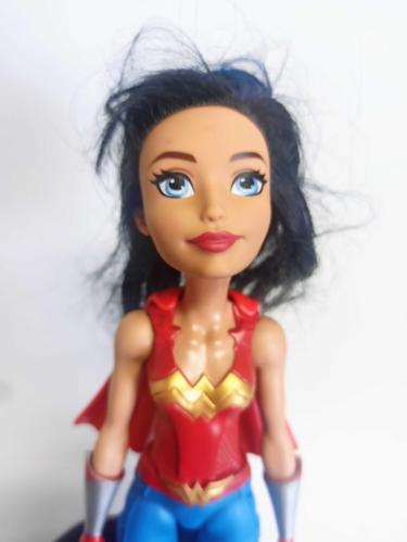Mattel DC Super Hero Girls Wonder Women Bebek Figürü Oyuncak 2015