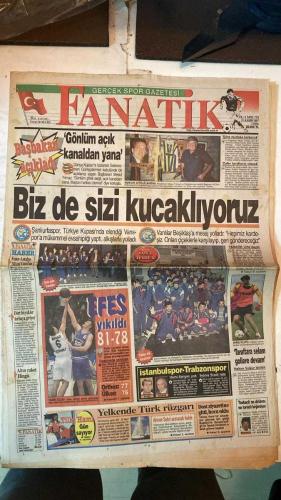FANATİK SPOR GAZETESİ - TURKISH NEWSPAPER - DOĞUM GÜNÜ HEDİYESİ  - EKSİKSİZ TAM TAKIM GAZETE - 21 KASIM 1997 - SAYI: 733 - MESUT YILMAZ - ALİ ŞEN - ORHAN KEÇELİ - ŞENOL GÜNEŞ - ŞOTA ARVELADZE - MEHMET ALİ YILMAZ - METİN KEÇELİ - ATEŞ ÜNAL ERZEN - ATİLLA DONAT - K.HAKAN - HAGI - POPESCU - FILIPESCU - ÜMİT - ARİF - TOSHACK - YILMAZ VURAL - ORHAN YALINKAYA - GERÇEK SPOR GAZETESİ - FANATİK - GÖNLÜM AÇIK KANALDAN YANA - ŞİFRE MUTLAKA KALKACAK - BİZ DE SİZİ KUCAKLIYORUZ - VANLILAR BEŞİKTAŞ’A MESAJ YOLLADI - DÖRT BÜYÜKLER TORBAYA GİRİYOR - ALTIN RAKET HINGIS - GÜLE GÜLE VANSPOR - YAZIK OLDU - HAMİ GÜN SAYIYOR - ÜLKER YIKILDI 81-78 - ORTHEZ 77-76 ÜLKER - TÜRKİYE SİZİ KUCAKLIYOR - HIRS KÜPÜ HAKAN - TARAFTARA SELAM GOLLERE DEVAM - HAMİ-SERGEN YOK - YELKENDE TÜRK RÜZGARI - AHMET SABRİ ACINACAK HALDE - YILMAZ VURAL GENÇLERBİRLİĞİ’NDE - TOSHACK NE DEFANSI NE FORVETİ BEĞENİYOR - GALATASARAY’DA FORMA YARIŞI - PENALTICILARA ÖZEL İDMAN - RUMENLER HAVA ATTI - CLEMENTE’Yİ KORKUTTU - SUAT 4 HAFTA YOK - GÖ