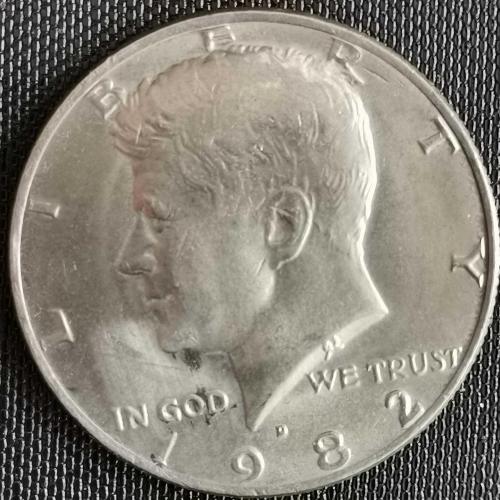 AMERİKA  1982  D    50 CENT  YARIM   DOLAR