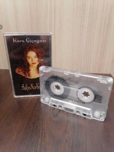 KASET - Aşkın Nur Yengi - Kara Çiçeğim