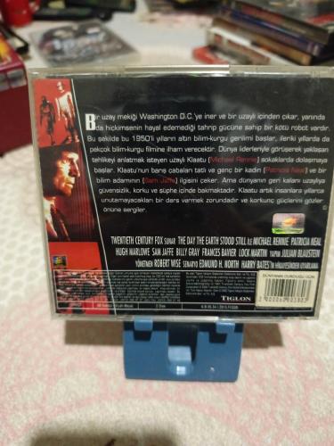 Dünyanın Durduğu Gün Ultra Nadir Vcd