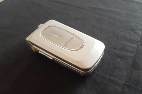 Samsung Cep Telefonu 1