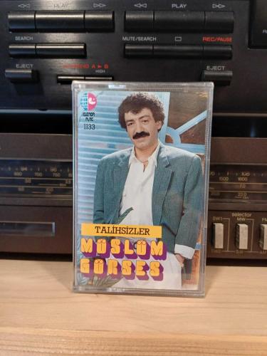 MÜSLÜM GÜRSES TALİHSİZLER SIFIR JELATİNDE KASET
